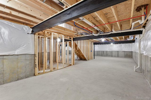 10042 Santa Lucia Court, Grand Blanc Charter Township, MI 48439