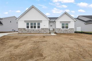 10042 Santa Lucia Court, Grand Blanc Charter Township, MI 48439