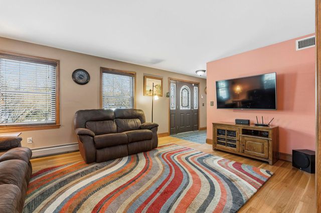 11 Broadview Drive, Litchfield, NH 03052