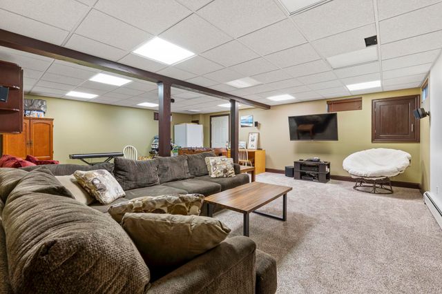 11 Broadview Drive, Litchfield, NH 03052