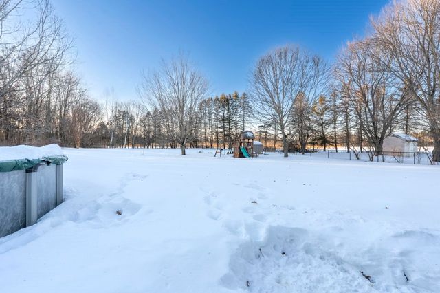 11 Broadview Drive, Litchfield, NH 03052