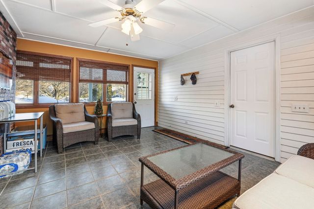 11 Broadview Drive, Litchfield, NH 03052