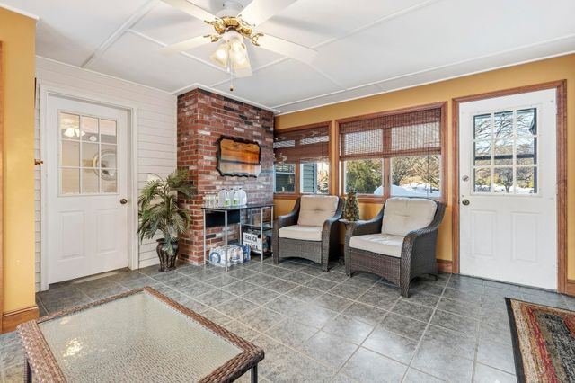 11 Broadview Drive, Litchfield, NH 03052