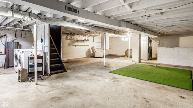 7230 Indian Lake Road, Indianapolis, IN 46236