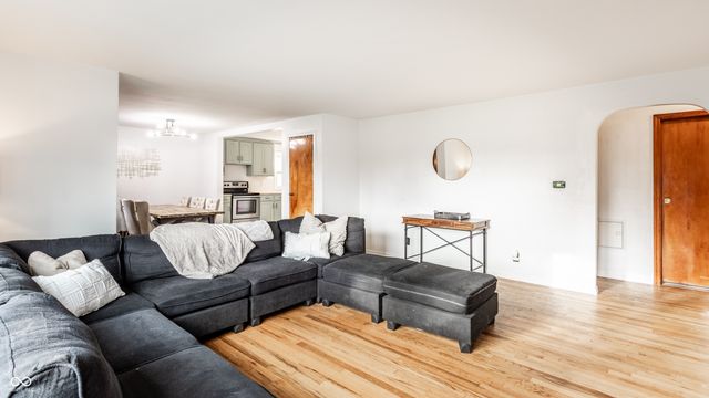 7230 Indian Lake Road, Indianapolis, IN 46236