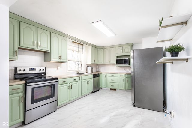 7230 Indian Lake Road, Indianapolis, IN 46236