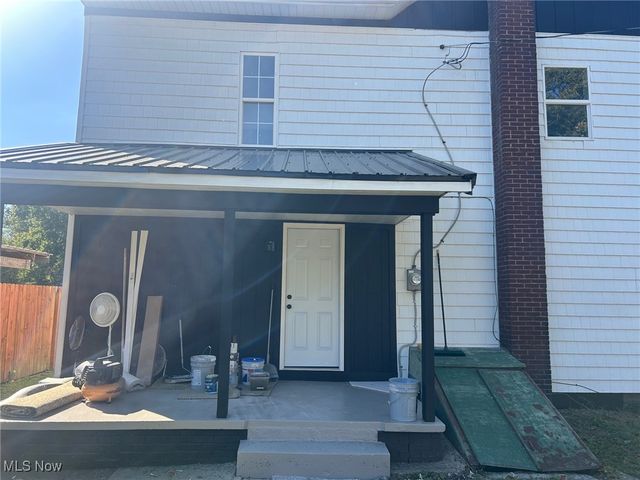 133 S Main Street, Tuscarawas, OH 44682