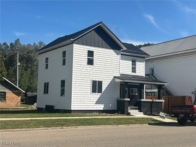 133 S Main Street, Tuscarawas, OH 44682