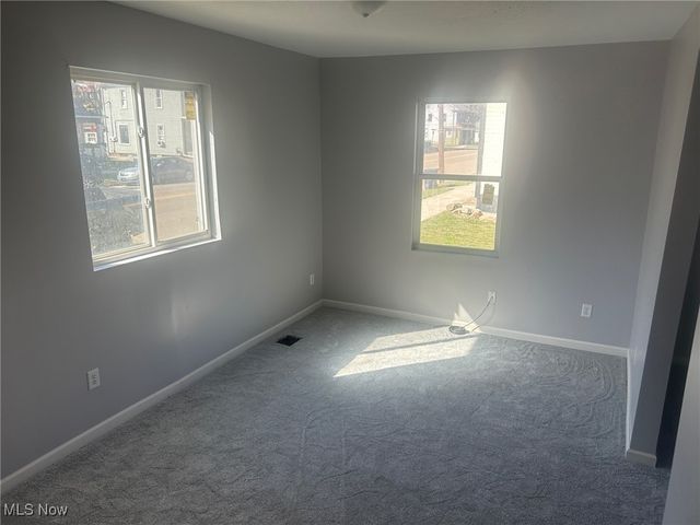 133 S Main Street, Tuscarawas, OH 44682