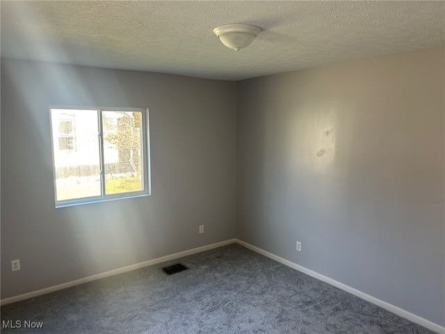 133 S Main Street, Tuscarawas, OH 44682