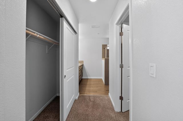 751 Phillipi Way, Sacramento, CA 95838