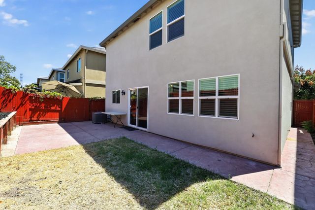 751 Phillipi Way, Sacramento, CA 95838