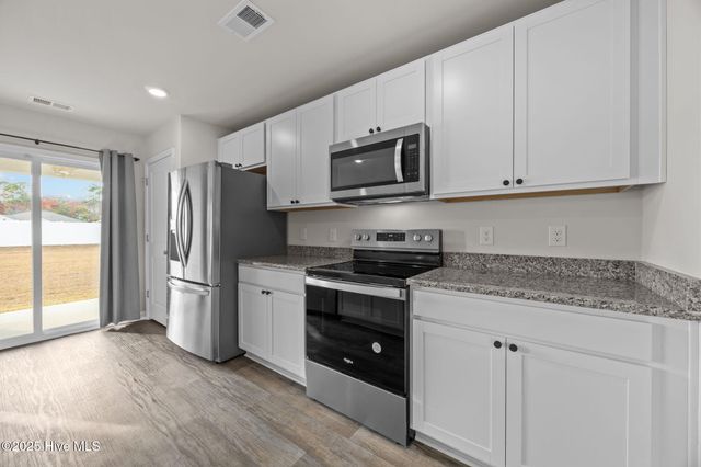 762 New Haven Lane SW, Supply, NC 28462