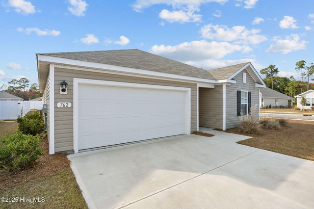 762 New Haven Lane SW, Supply, NC 28462