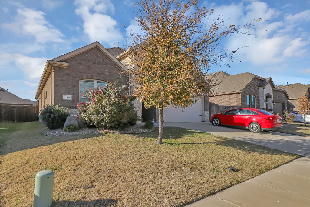 11305 Cobalt Drive, Aubrey, TX 76227