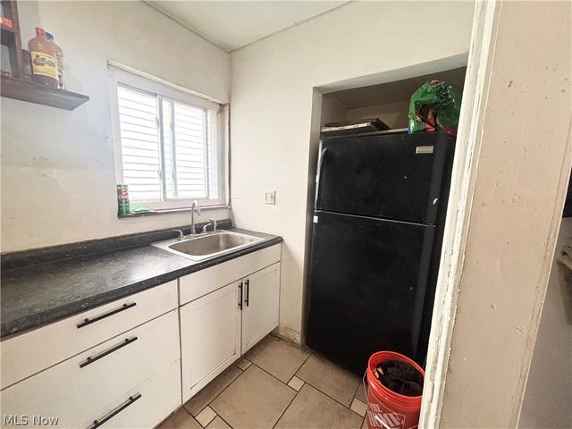 2175 W 106th Street, Cleveland, OH 44102