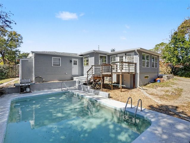 1630 CRESTVIEW DRIVE, Mount Dora, FL 32757