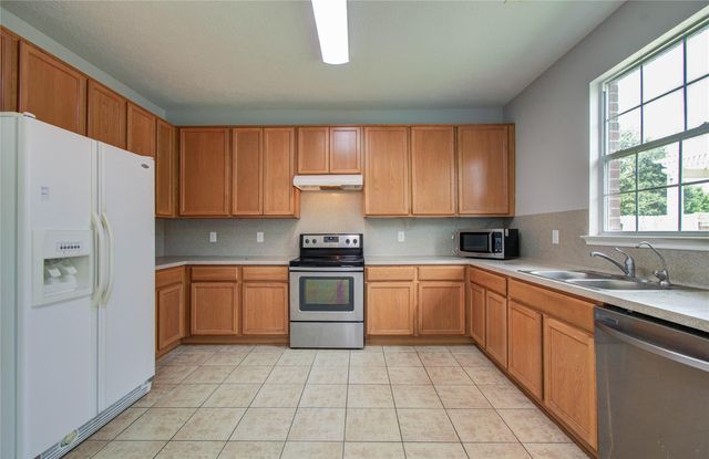 19718 Redwood Manor Lane, Cypress, TX 77433