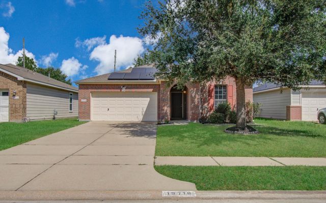 19718 Redwood Manor Lane, Cypress, TX 77433