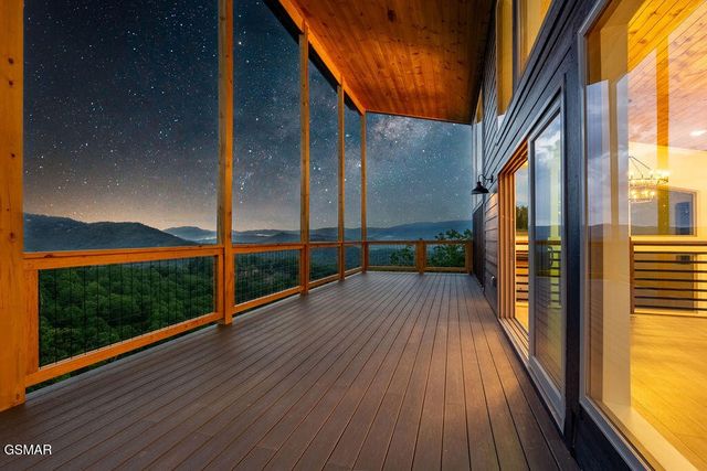 3225 Emerald Springs Loop, Sevierville, TN 37862