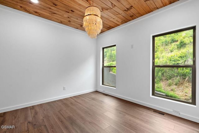 3225 Emerald Springs Loop, Sevierville, TN 37862