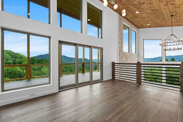 3225 Emerald Springs Loop, Sevierville, TN 37862