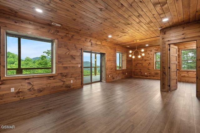 3225 Emerald Springs Loop, Sevierville, TN 37862