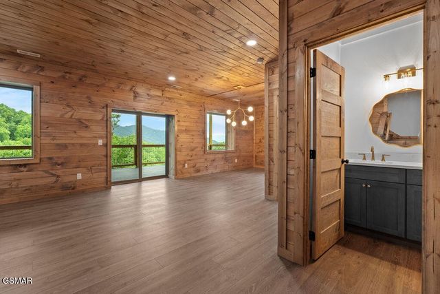 3225 Emerald Springs Loop, Sevierville, TN 37862