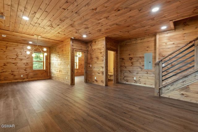 3225 Emerald Springs Loop, Sevierville, TN 37862