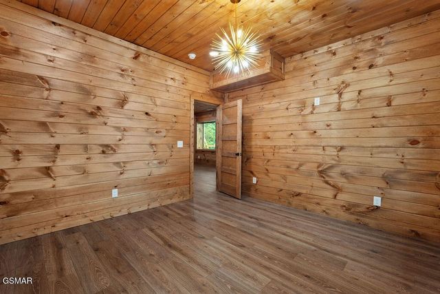 3225 Emerald Springs Loop, Sevierville, TN 37862