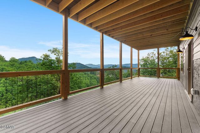 3225 Emerald Springs Loop, Sevierville, TN 37862