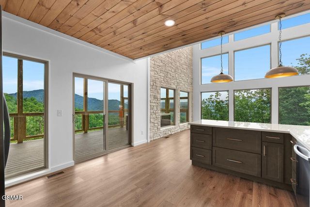 3225 Emerald Springs Loop, Sevierville, TN 37862