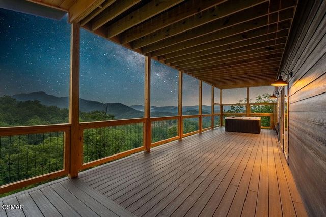 3225 Emerald Springs Loop, Sevierville, TN 37862