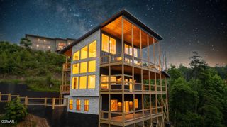 3225 Emerald Springs Loop, Sevierville, TN 37862