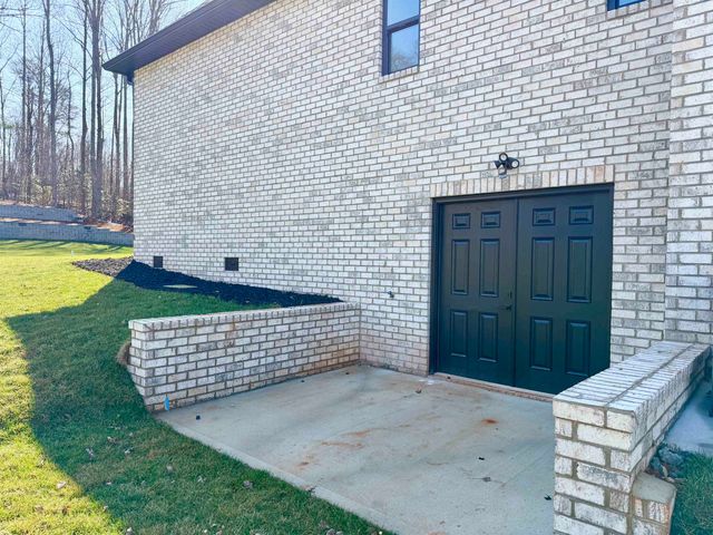 766 E Long Bay Dr, Inman, SC 29349