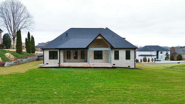 766 E Long Bay Dr, Inman, SC 29349