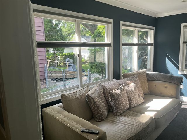 456 Manor Street, Grosse Pointe Farms, MI 48236
