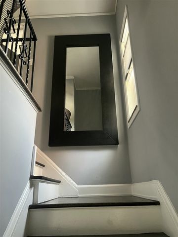 456 Manor Street, Grosse Pointe Farms, MI 48236