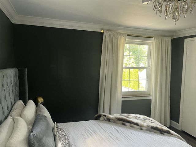 456 Manor Street, Grosse Pointe Farms, MI 48236