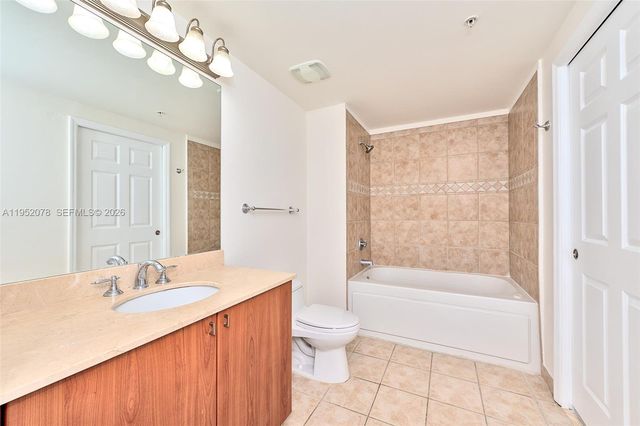 888 S Douglas Rd 1606, Coral Gables, FL 33134