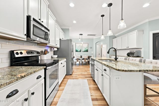 165 Glenmoor Drive, Southern Pines, NC 28387