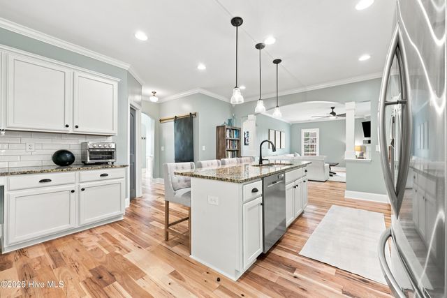 165 Glenmoor Drive, Southern Pines, NC 28387