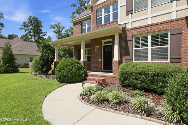 165 Glenmoor Drive, Southern Pines, NC 28387