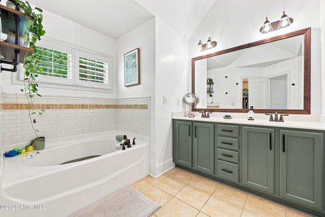 165 Glenmoor Drive, Southern Pines, NC 28387