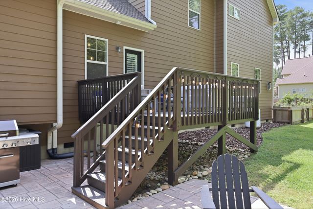 165 Glenmoor Drive, Southern Pines, NC 28387