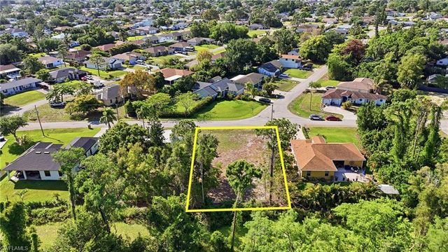 8325 Cypress DR S, Fort Myers, FL 33967
