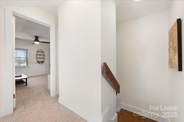 5712 Oak Drive, Charlotte, NC 28216