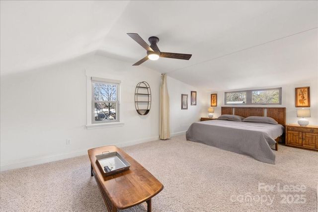 5712 Oak Drive, Charlotte, NC 28216