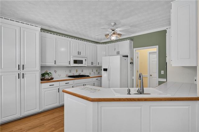 3130 Harold Way SW, Conyers, GA 30094