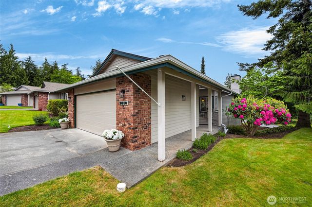 2010 Creekside Lane, Anacortes, WA 98221